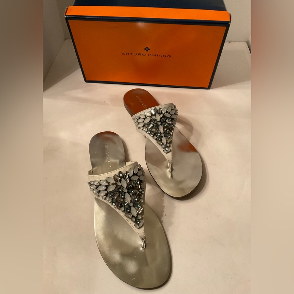 Arturo Chiang white/silver jeweled sandals